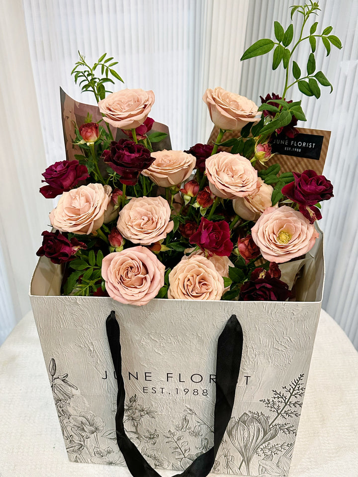 FLOWER BOUQUET ( cappuccino roses) 032